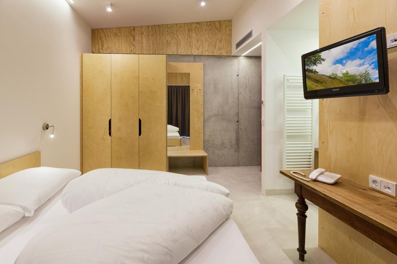 Kleinkunsthotel Naturns Ngoại thất bức ảnh