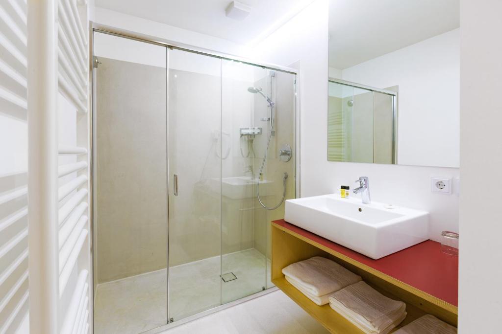 Kleinkunsthotel Naturns Phòng bức ảnh