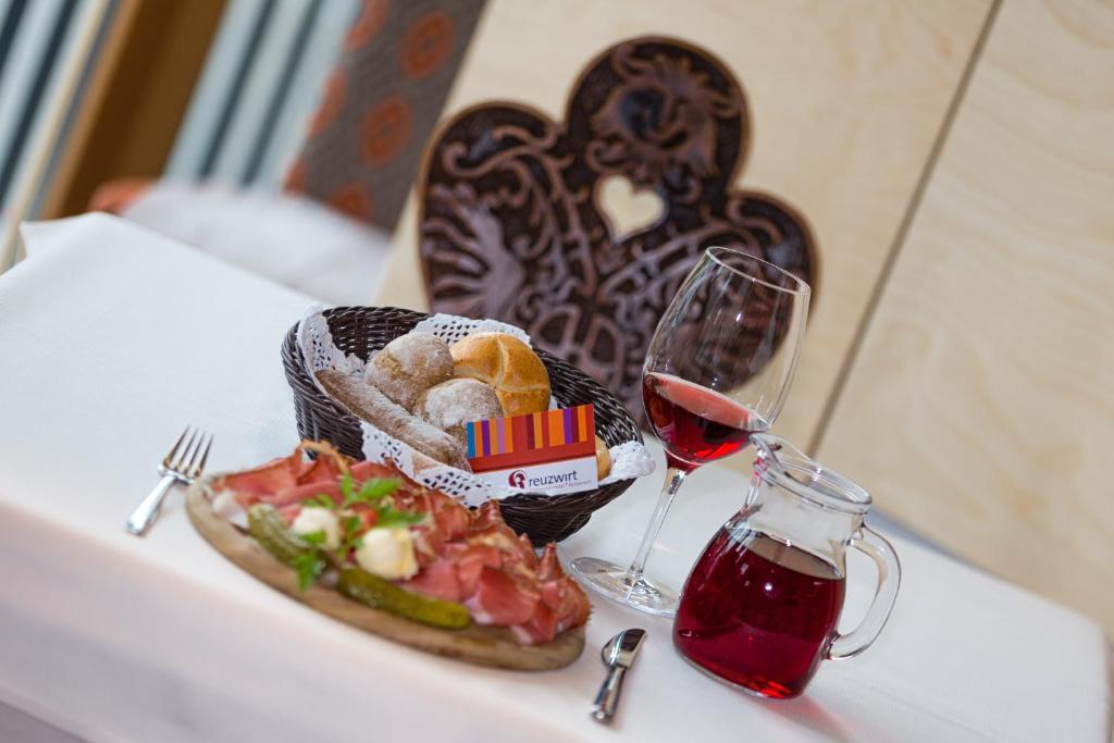 Kleinkunsthotel Naturns Ngoại thất bức ảnh